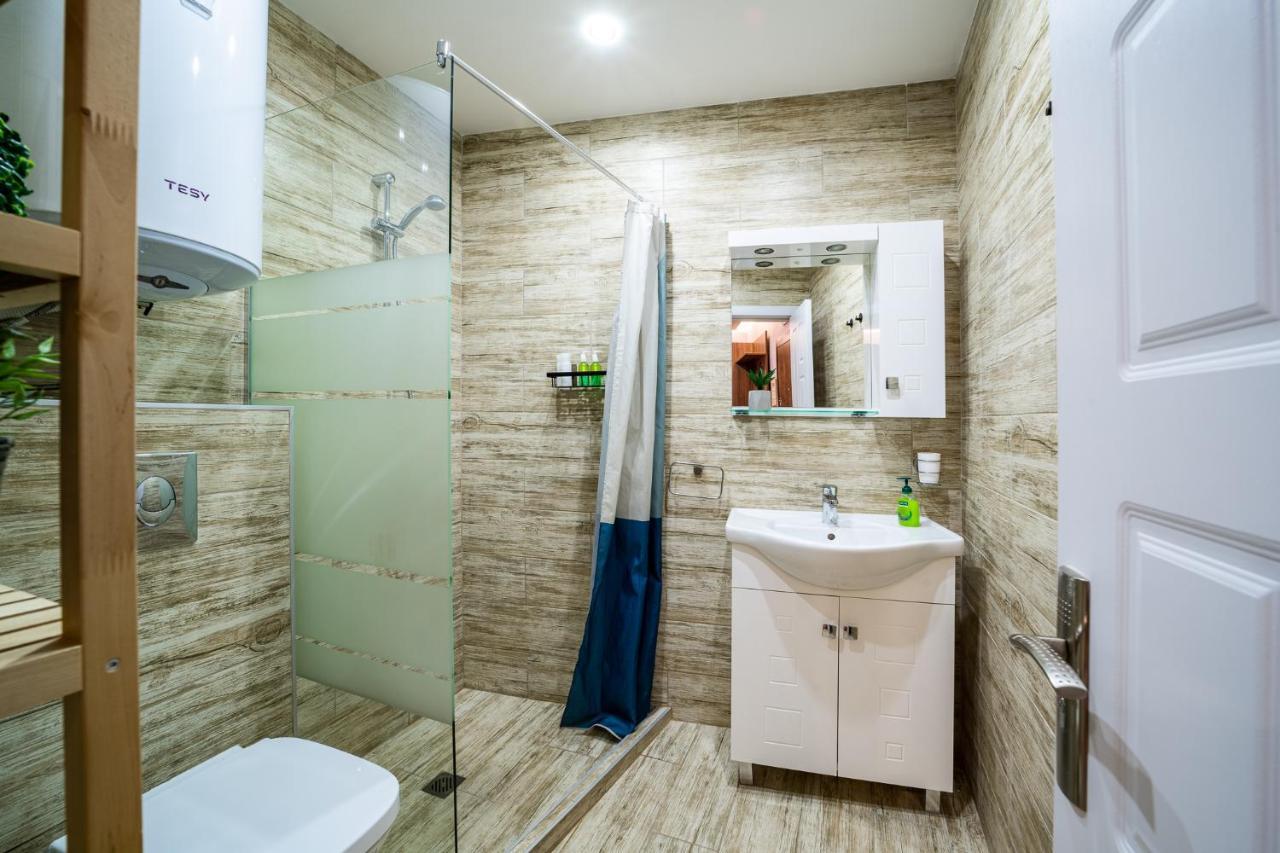 Colibri Central Apartment Varna Exterior foto